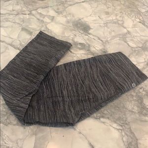 Lululemon wunder under crops. New.